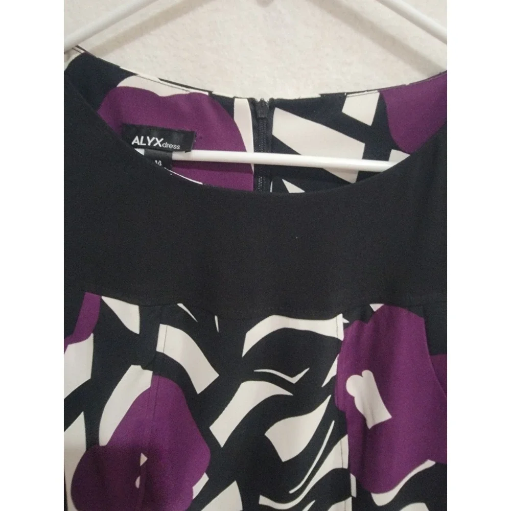 ALYX Women's Sheath Dress Size‎ 14 Purple Black White Abstract Floral Sleeveless